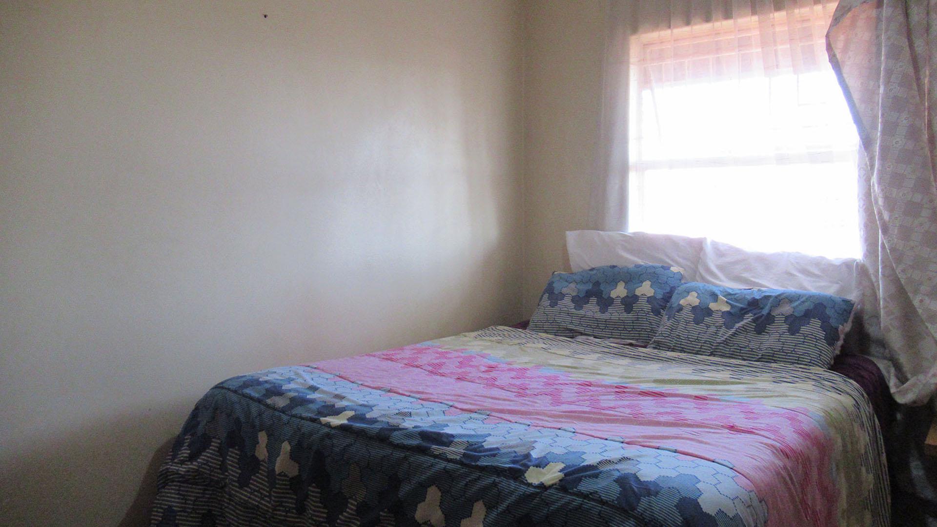 Bed Room 1 - 13 square meters of property in Culemborg Park