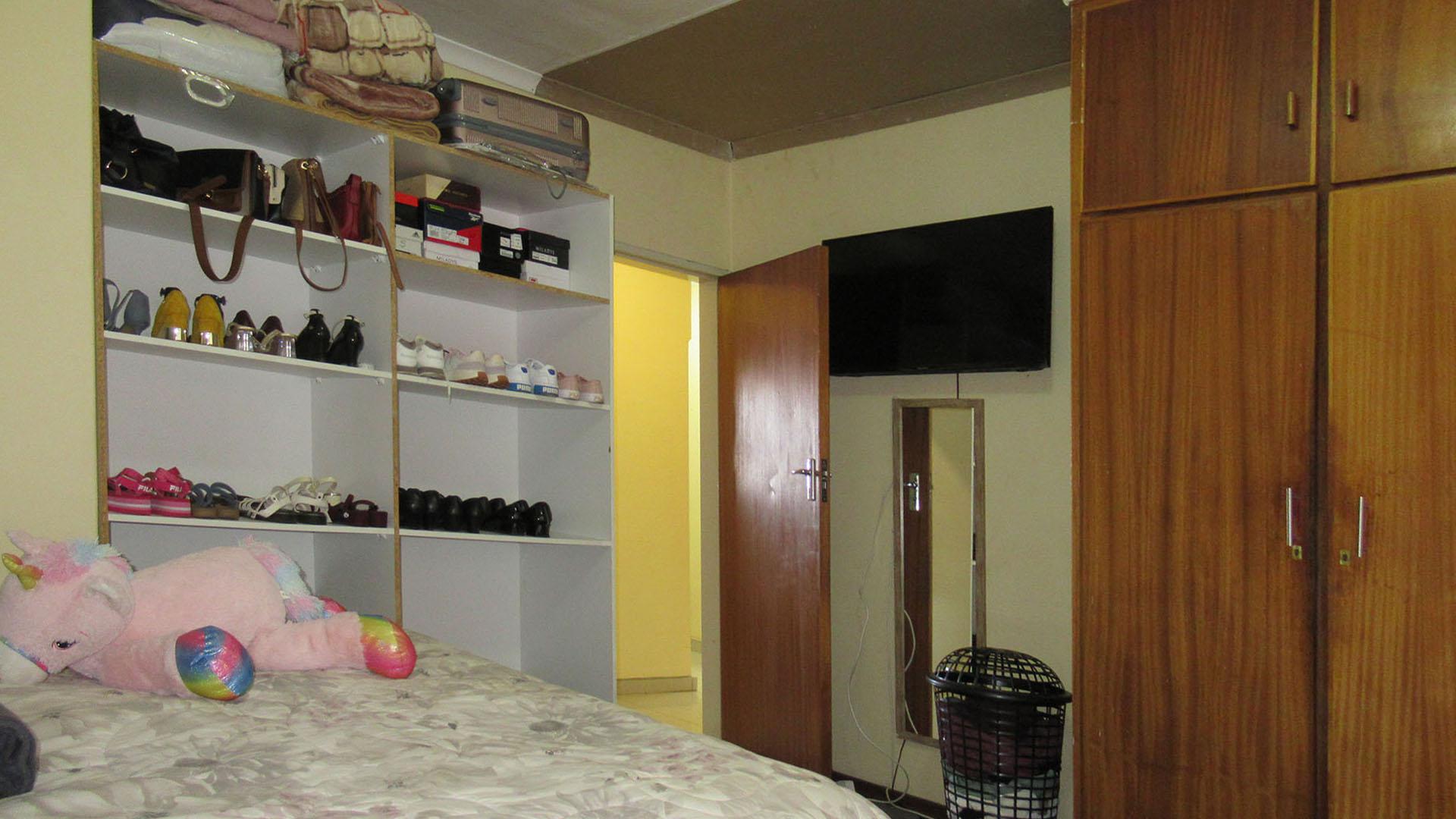 Bed Room 2 - 17 square meters of property in Culemborg Park