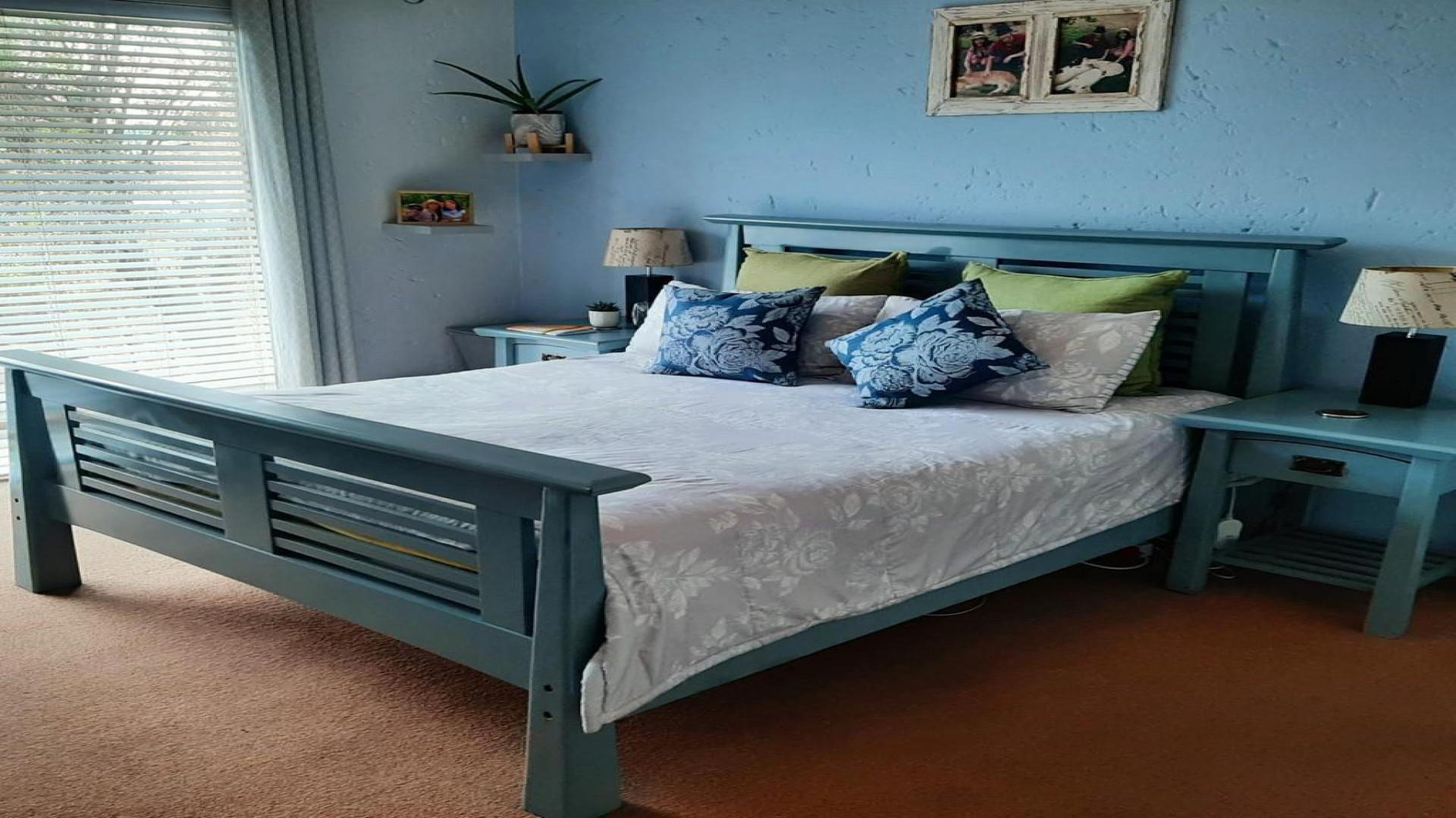 Bed Room 2 of property in Corlett Gardens