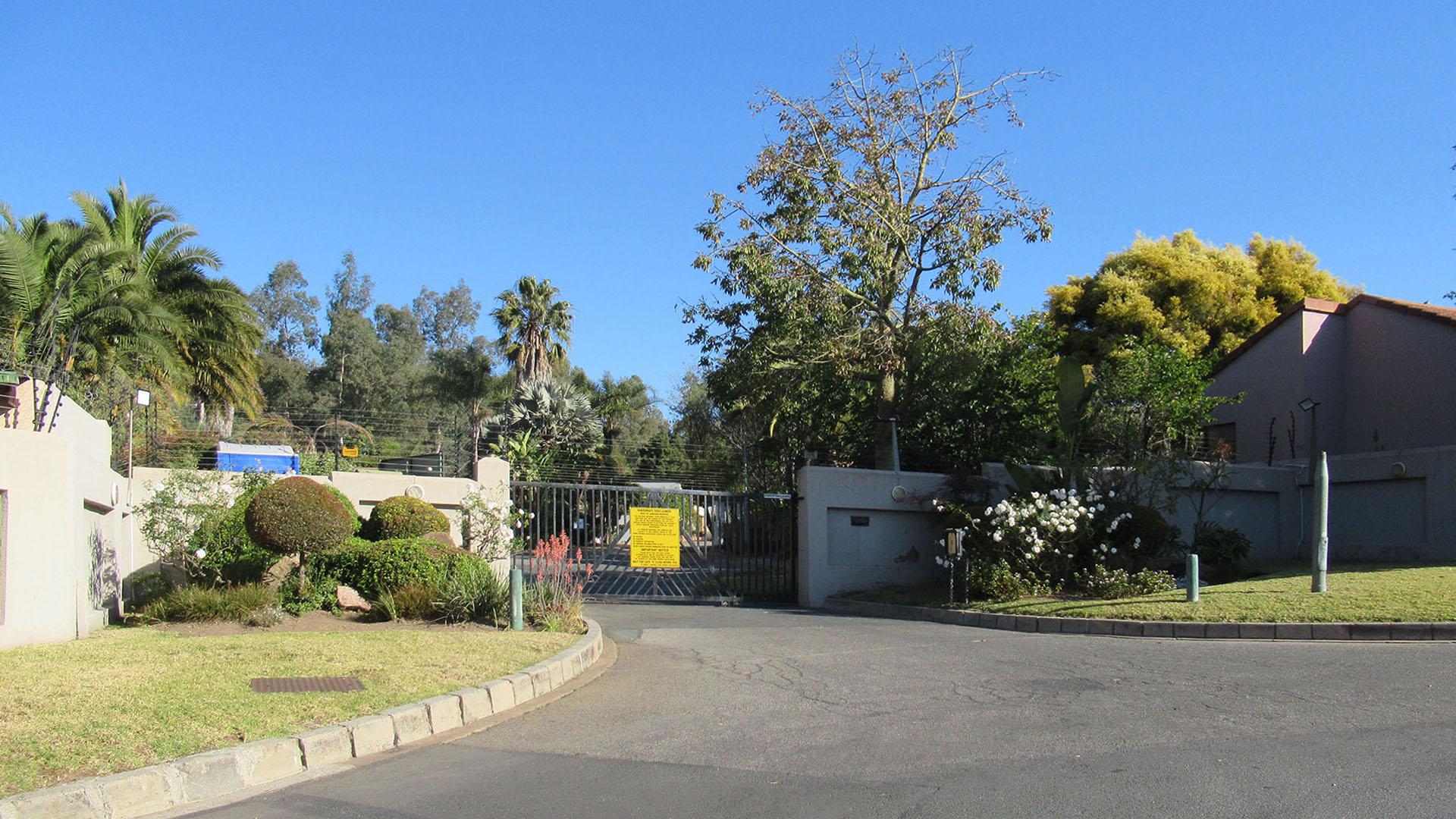 Front View of property in North Riding A.H.