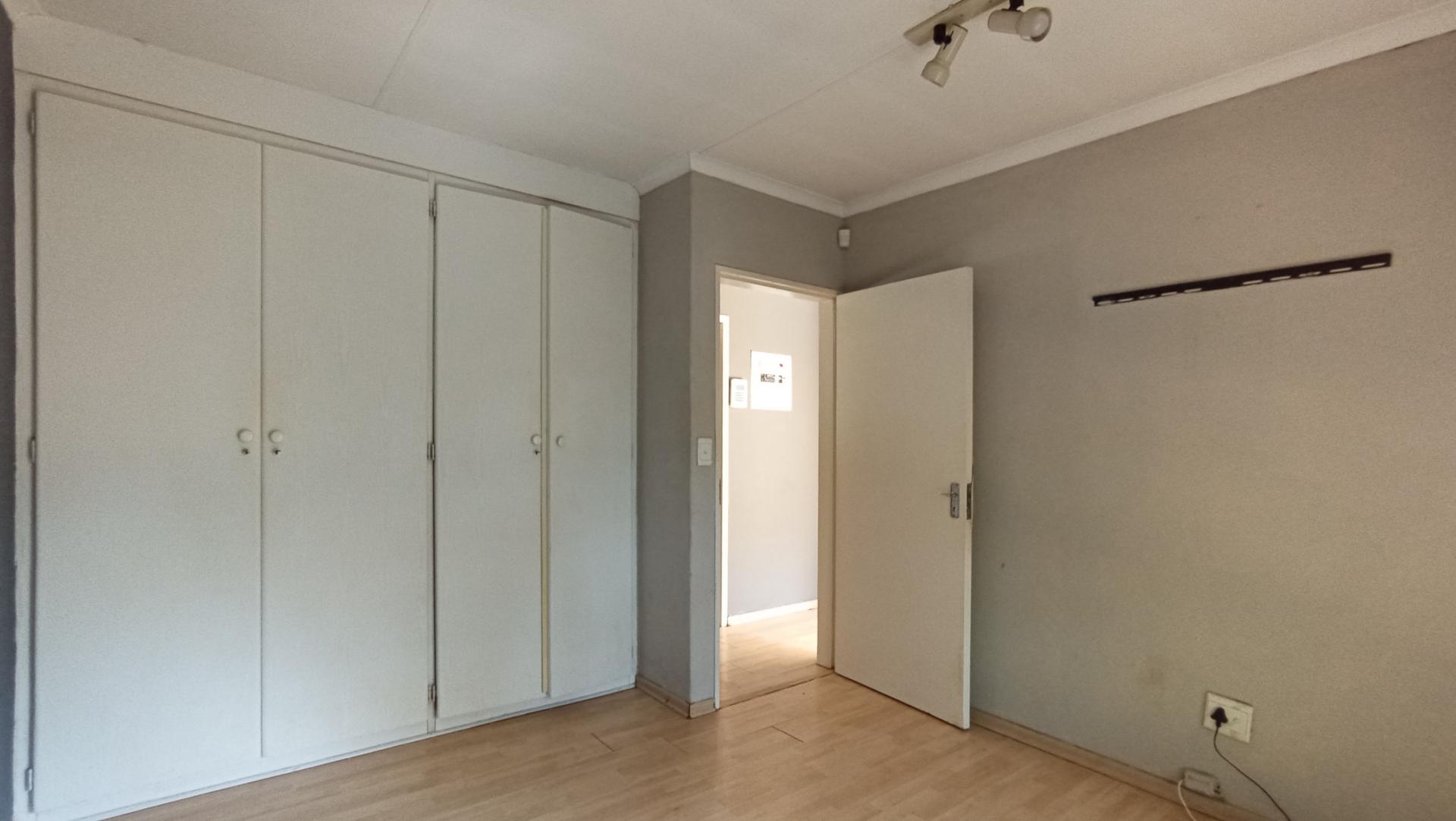 Bed Room 2 - 13 square meters of property in North Riding A.H.