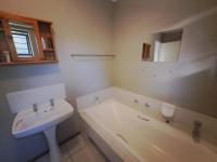 Bathroom 1 of property in North Riding A.H.