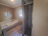 Bathroom 1 of property in North Riding A.H.