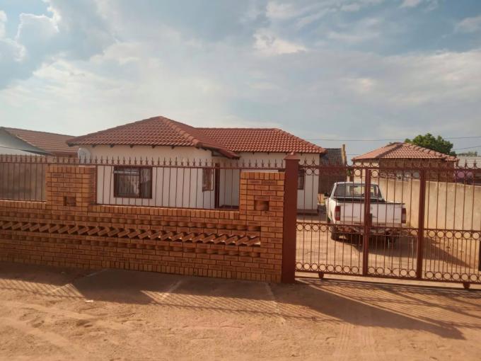 2 Bedroom House for Sale For Sale in Mabopane - MR684309