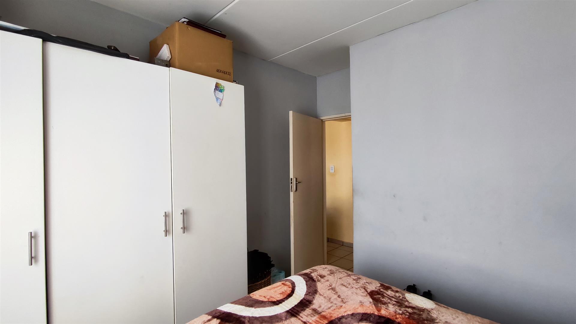 Bed Room 2 - 13 square meters of property in Dawn Park