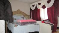 Bed Room 2 - 11 square meters of property in Roodepoort West