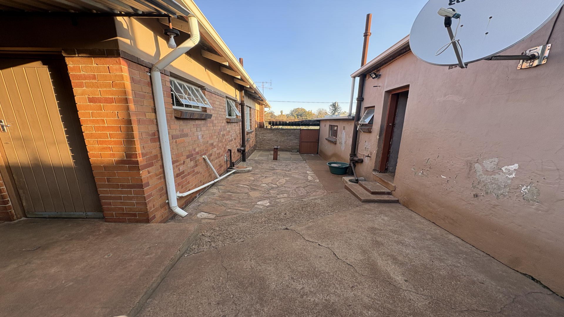 Spaces of property in Hamberg