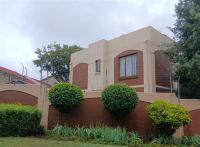 Front View of property in Bromhof