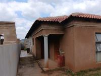 Front View of property in Mahube Valley