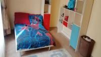 Bed Room 1 - 15 square meters of property in Rangeview