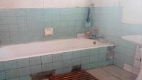 Bathroom 1 of property in Roodekop