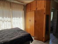  of property in Bendor