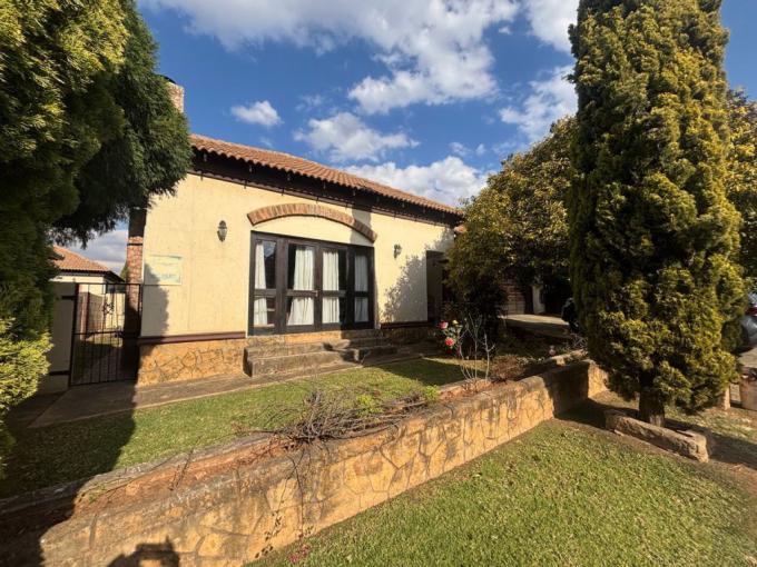 3 Bedroom Simplex for Sale For Sale in Blancheville - MR684415