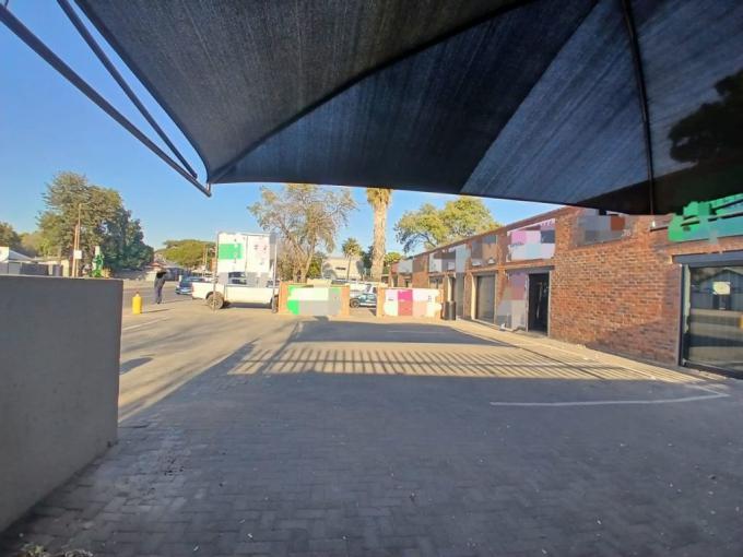 Commercial to Rent in Rustenburg - Property to rent - MR684419