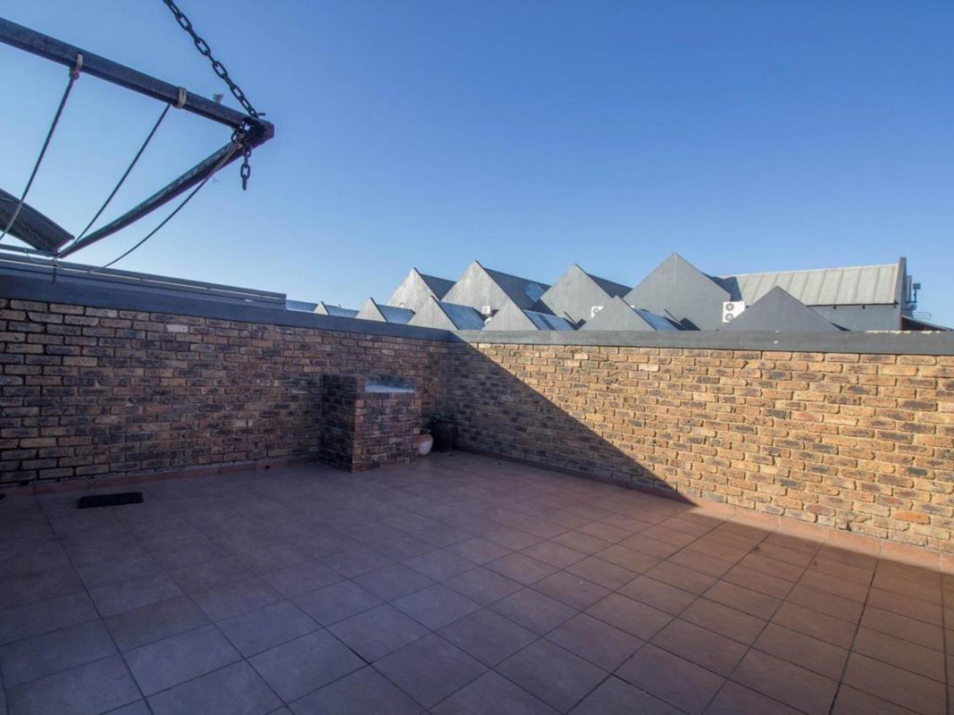  of property in Bronberrik