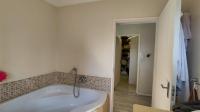 Bathroom 2 - 8 square meters of property in Dowerglen
