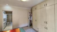 Bed Room 1 - 18 square meters of property in Dowerglen