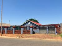 Front View of property in Lenasia South