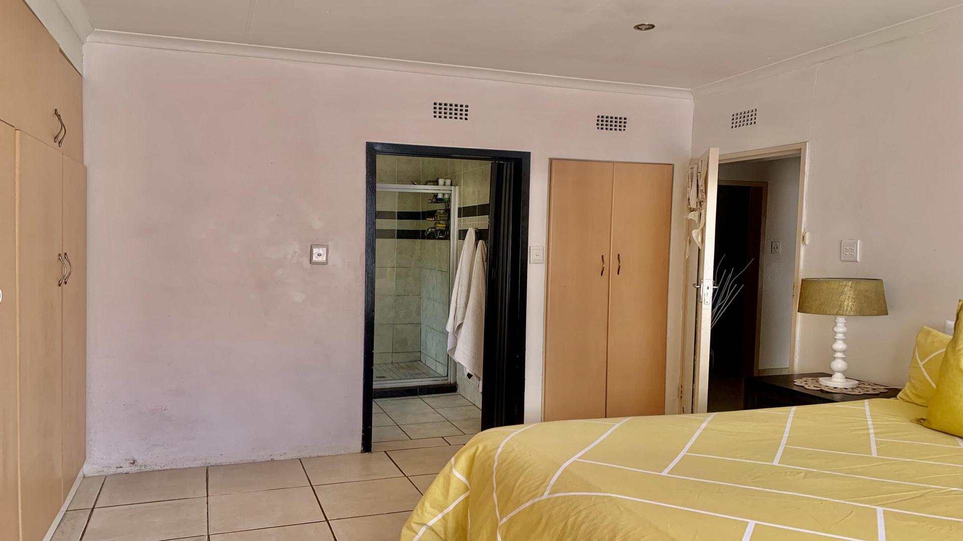 Bed Room 4 of property in Gillview
