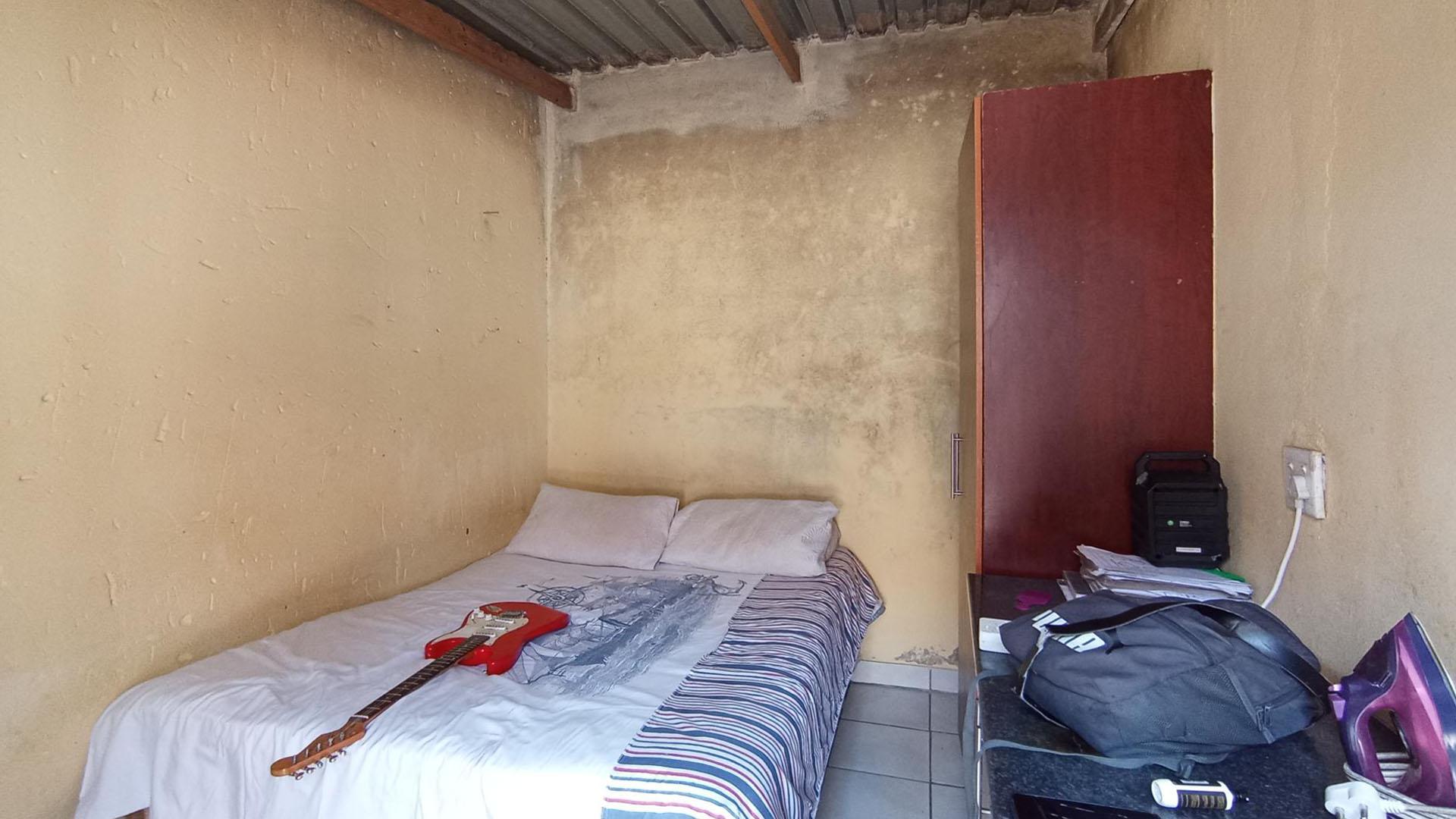 Flatlet - 24 square meters of property in Rabie Ridge