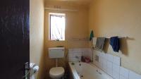 Bathroom 1 - 4 square meters of property in Rabie Ridge