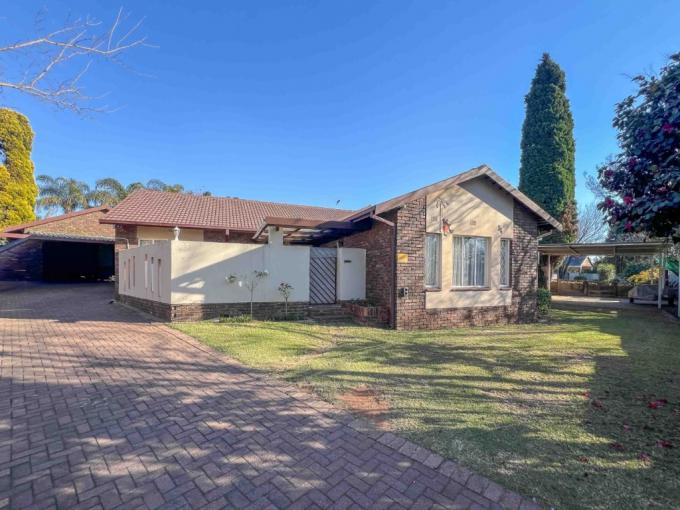 4 Bedroom House for Sale For Sale in Aerorand - MP - MR684449