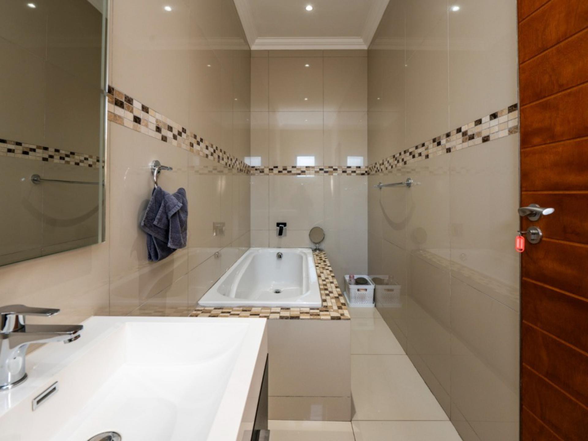  of property in Eye of Africa