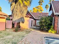  of property in Karenpark