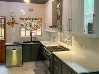  of property in Uvongo