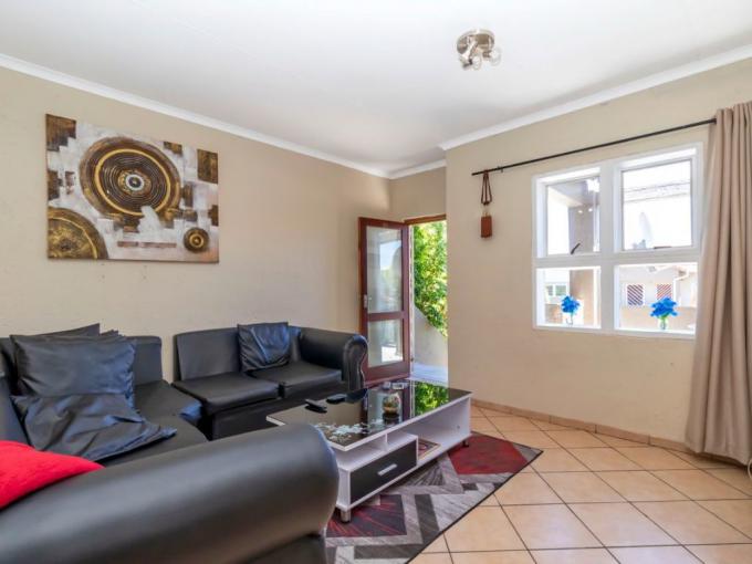 2 Bedroom Apartment for Sale For Sale in Magaliessig - MR684499
