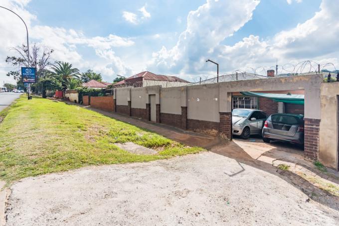 3 Bedroom House for Sale For Sale in Bezuidenhout Valley - MR684547