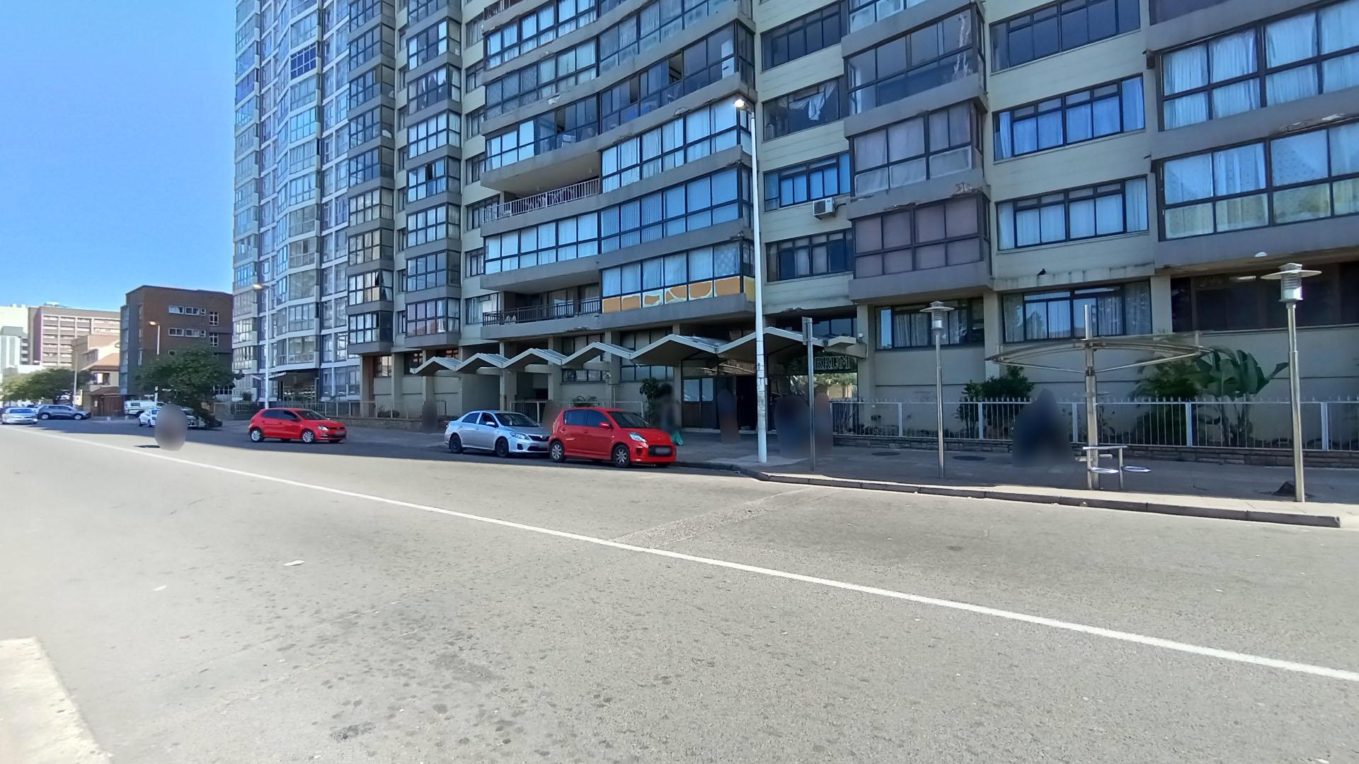 Front View of property in Durban Central