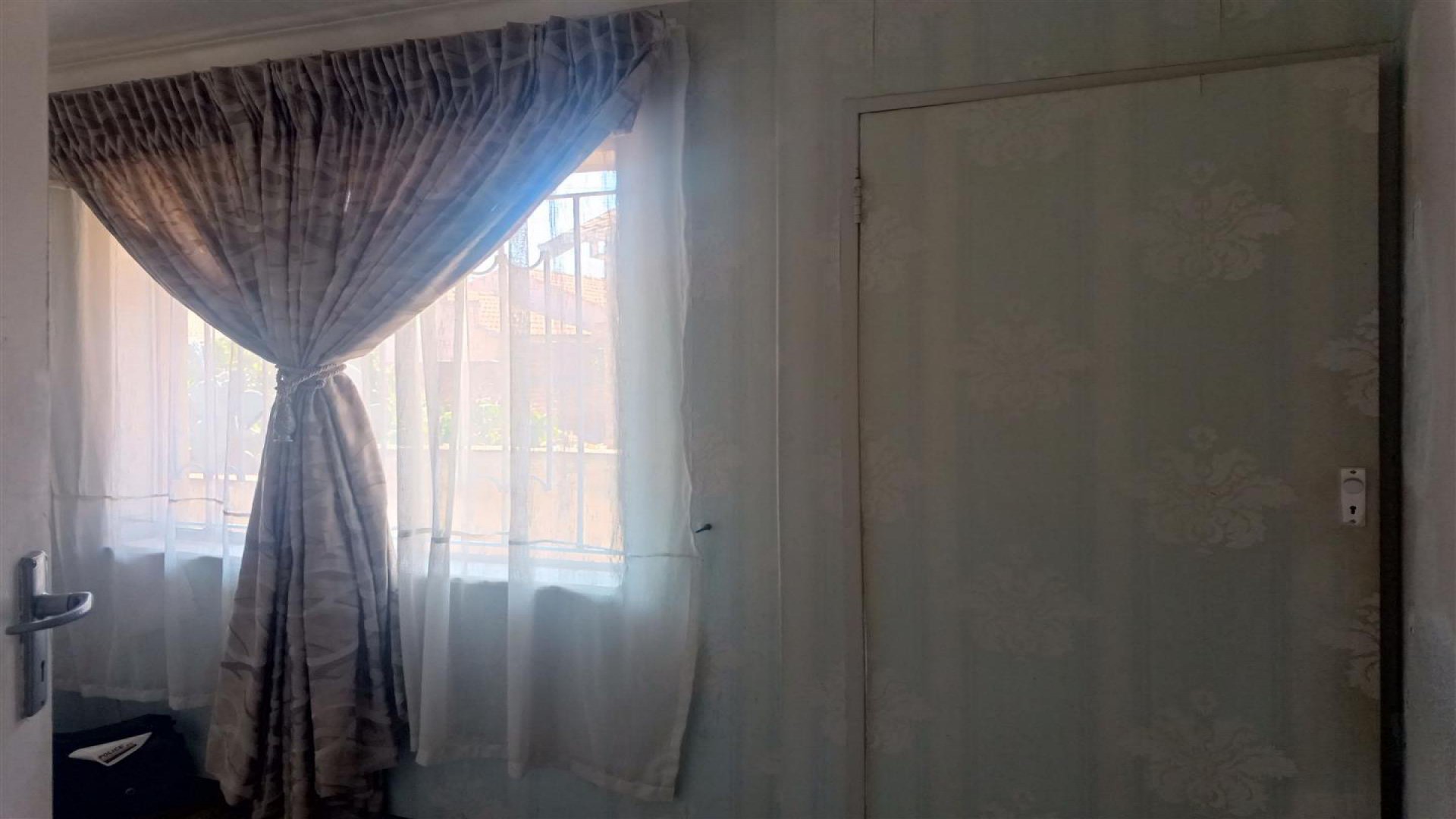 Bed Room 3 - 11 square meters of property in Atteridgeville