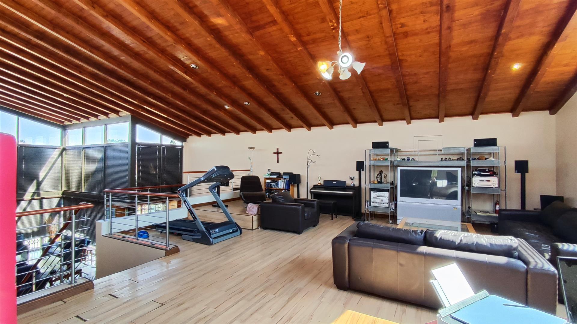 Entertainment - 72 square meters of property in Vanderbijlpark