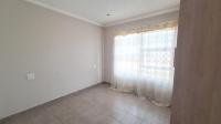 Bed Room 1 of property in Heidedal