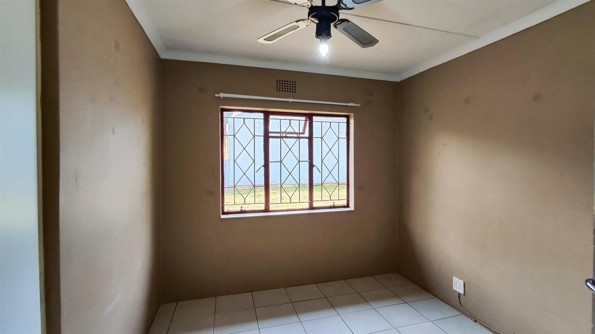 Bed Room 4 of property in Minnebron