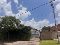 Front View of property in Primrose