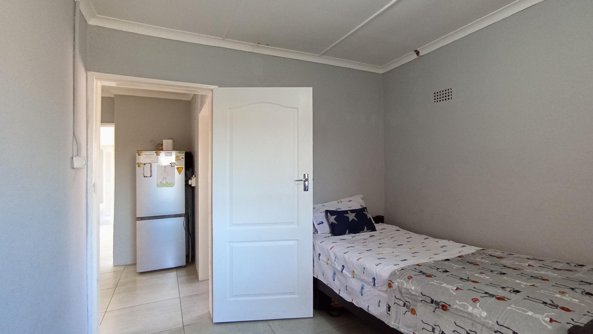 Bed Room 2 - 10 square meters of property in Davidsonville