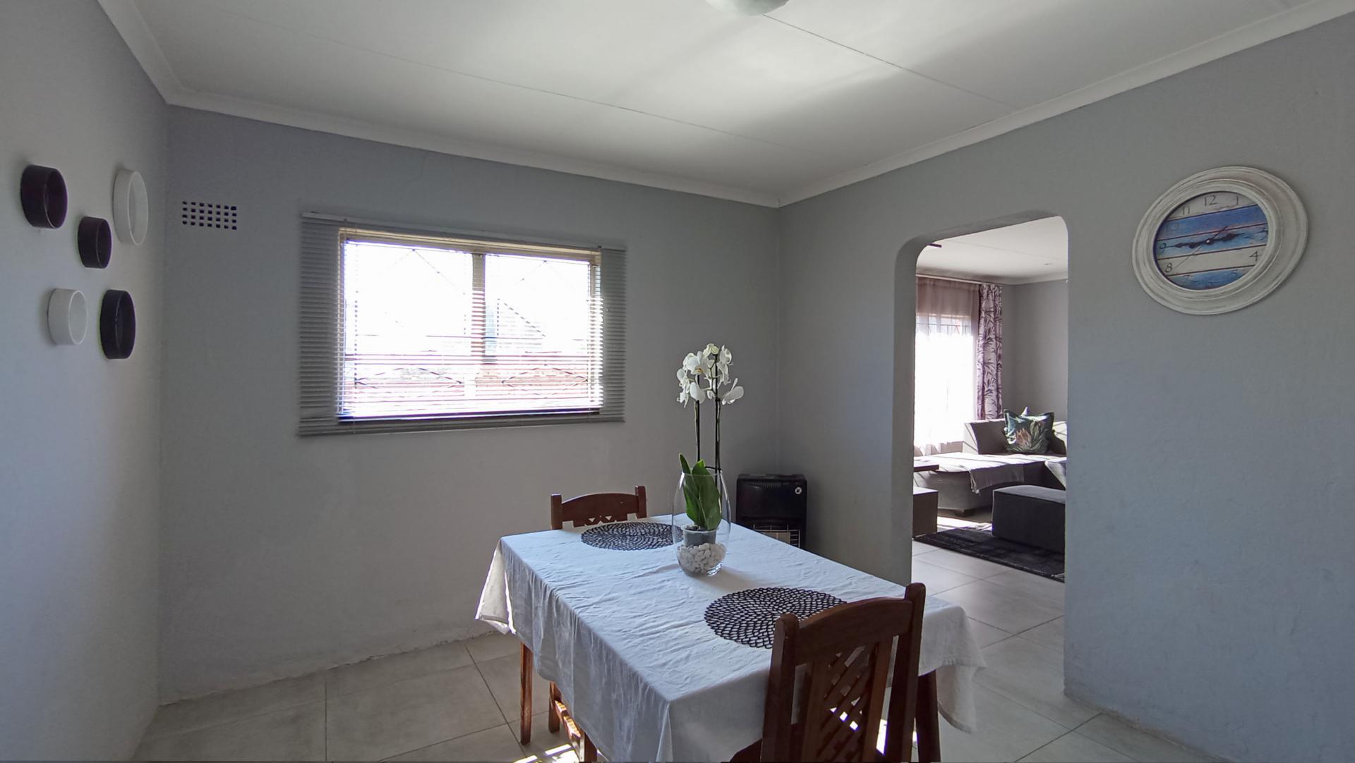 Dining Room - 12 square meters of property in Davidsonville