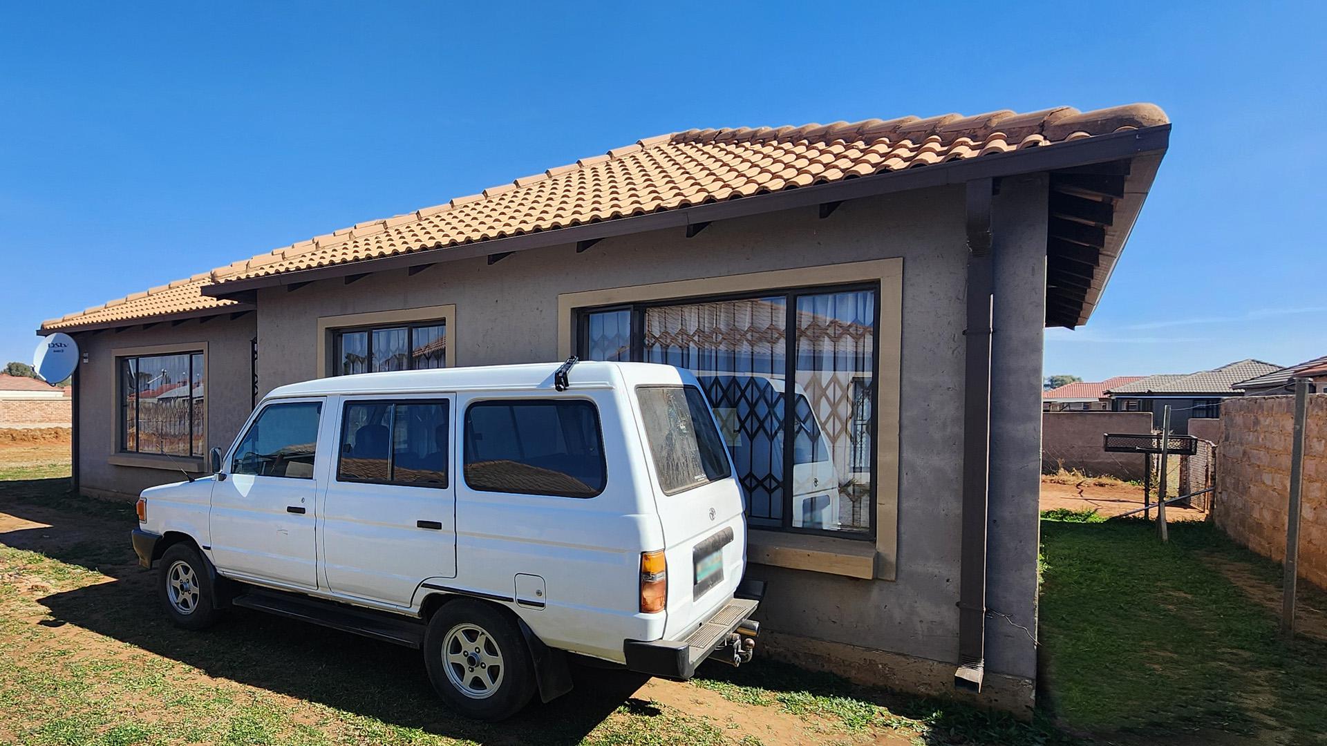 Front View of property in Ellaton