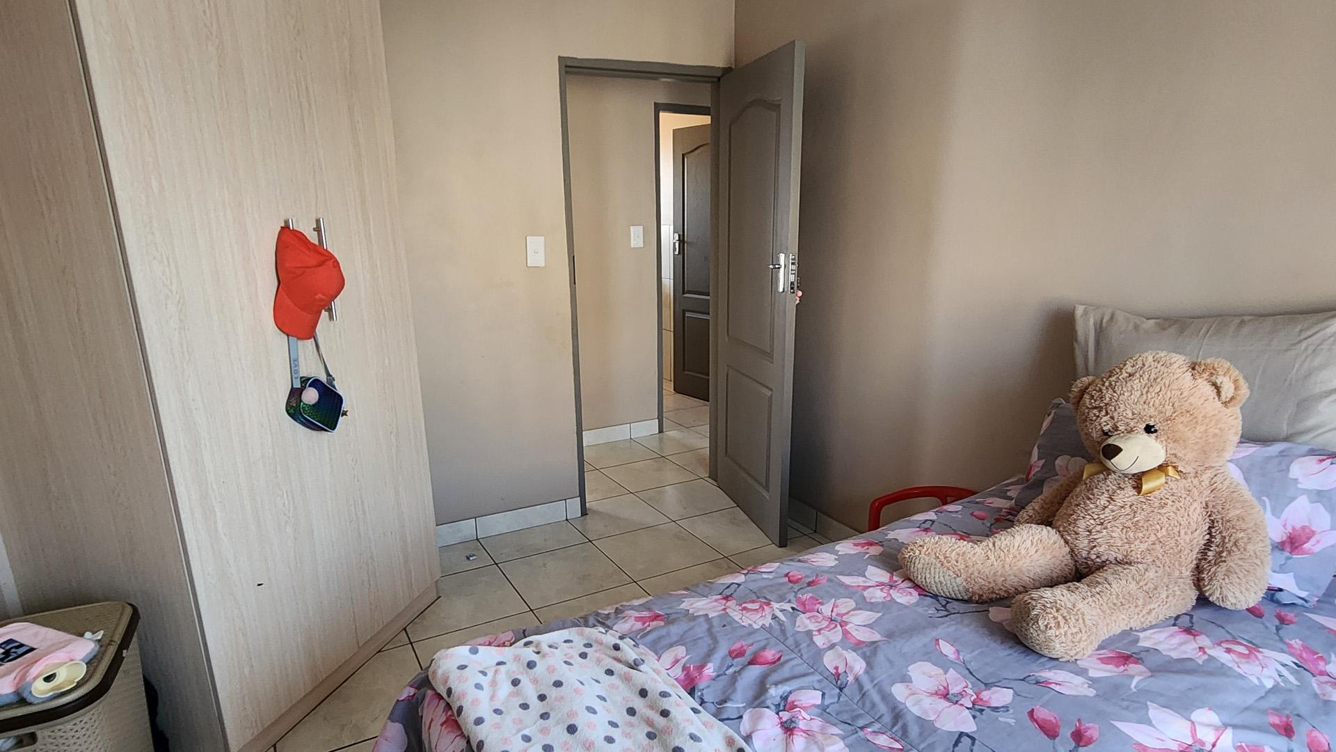 Bed Room 2 of property in Ellaton