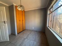  of property in Die Heuwel