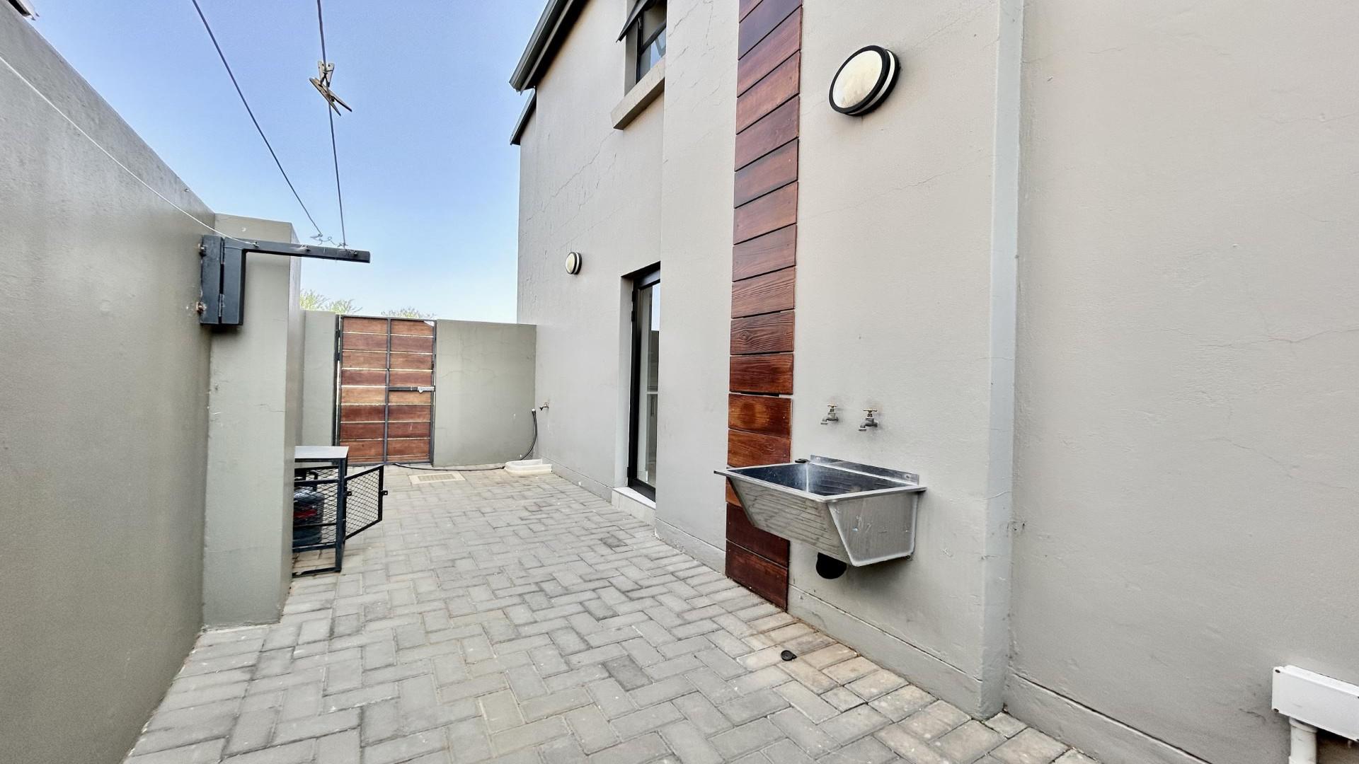 Backyard of property in Hartbeespoort