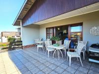  of property in Uvongo