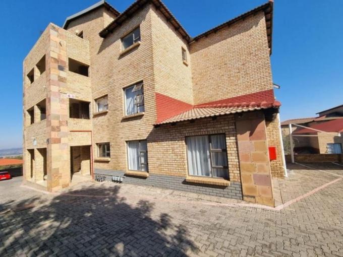 1 Bedroom Simplex for Sale For Sale in Mulbarton - MR684731