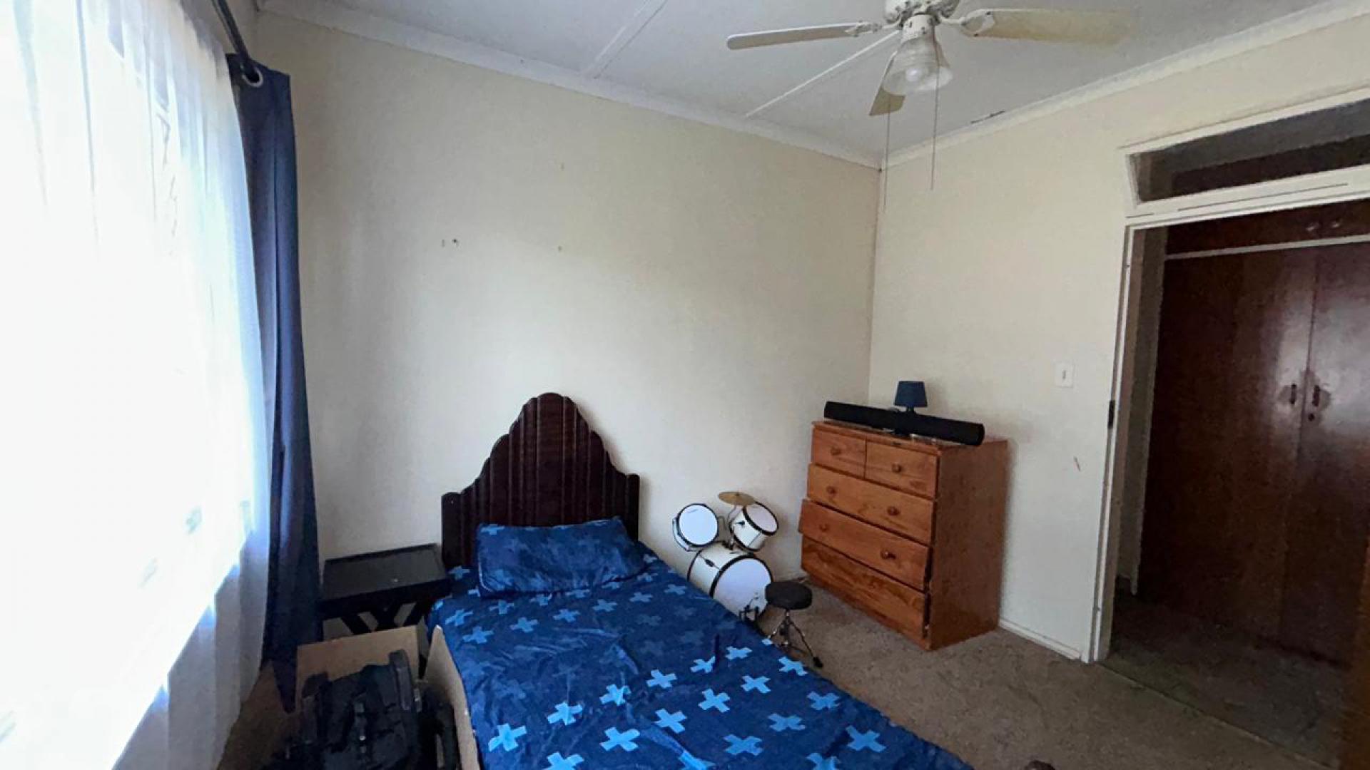 Bed Room 4 of property in Kimberley