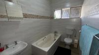 Bathroom 2 of property in Kimberley