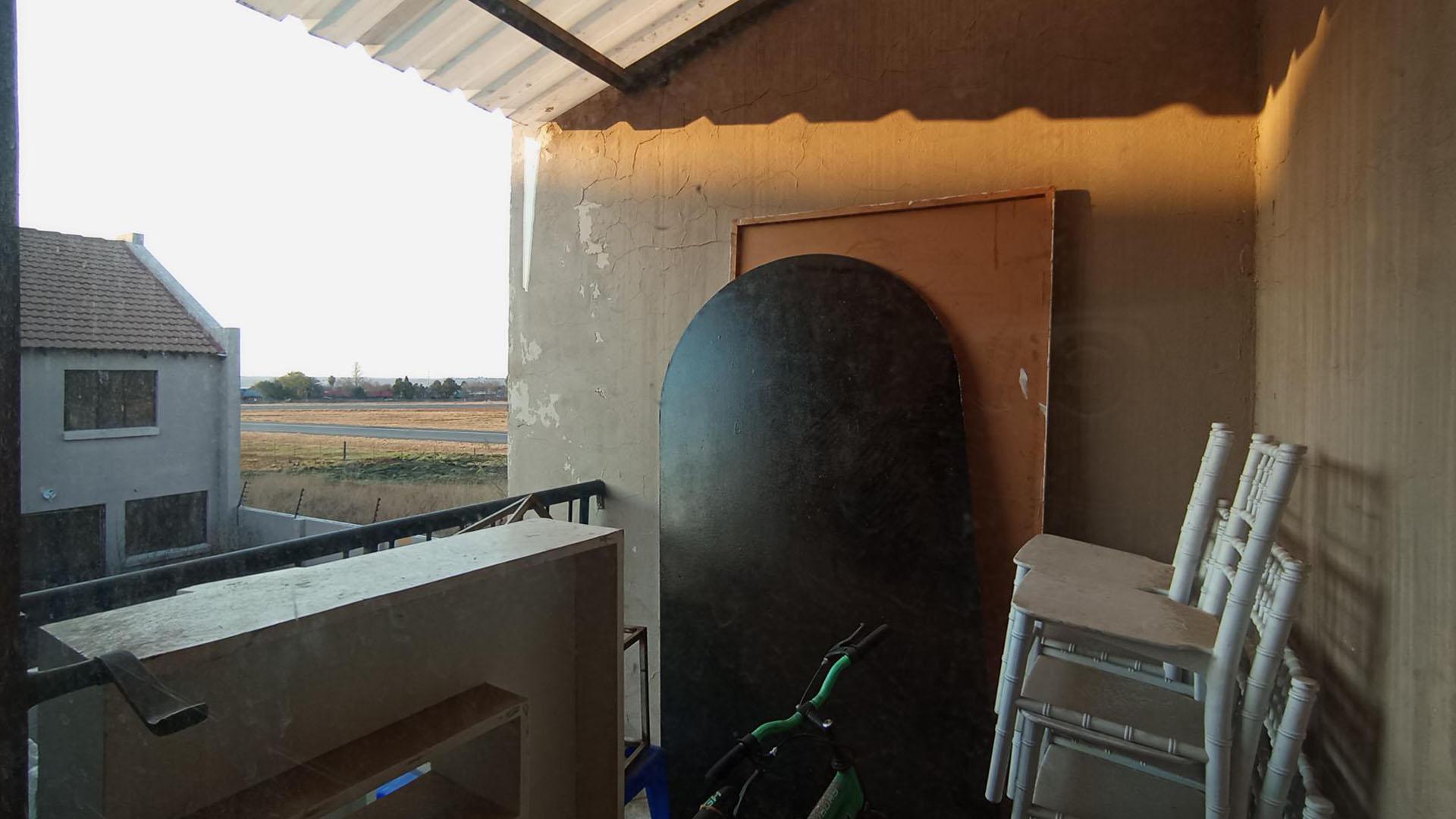 Balcony - 4 square meters of property in Culturapark