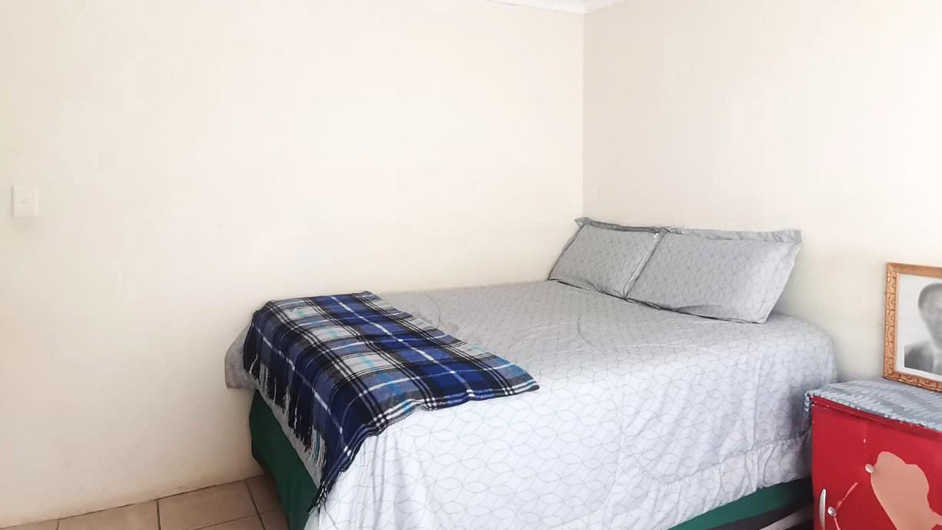 Bed Room 1 of property in Lephalale (Ellisras)