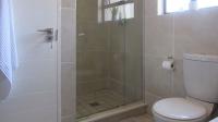 Bathroom 1 - 6 square meters of property in Oakdene